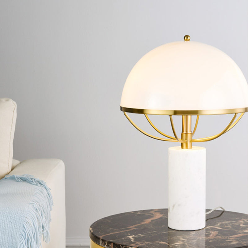 GOLD HEMISPERE Task Lamp Modernismus 1 Kopf Opalglas Tischlicht mit Marmorbasis