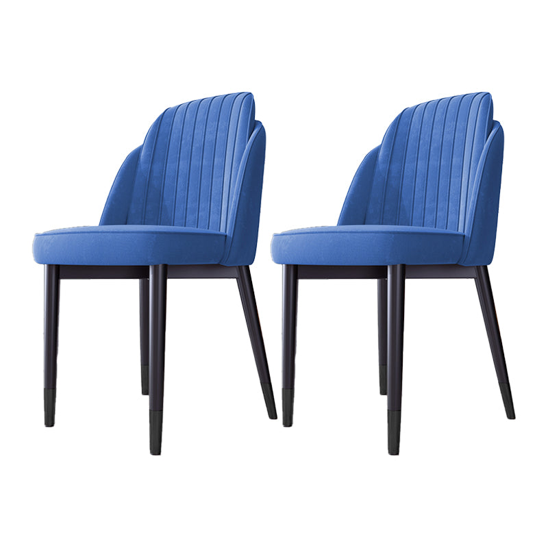 Silla de comedor de estilo escandinavo Silla de comedor de cuero y metal con respaldo sólido