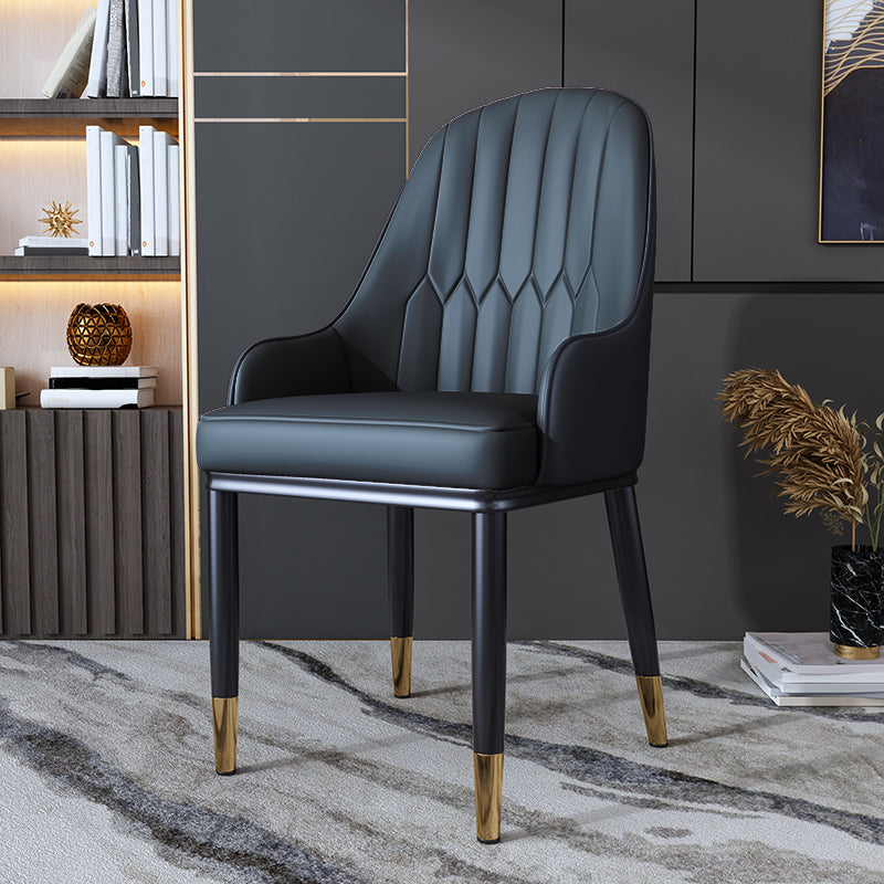 Chaise de salle à manger en métal de style scandinave, chaise à dossier solide avec bras