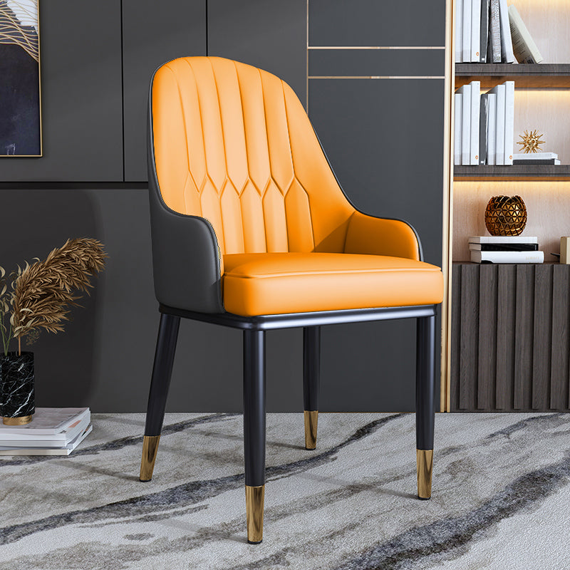 Silla auxiliar de comedor de estilo escandinavo de metal, silla con respaldo sólido acolchado para comedor con brazo