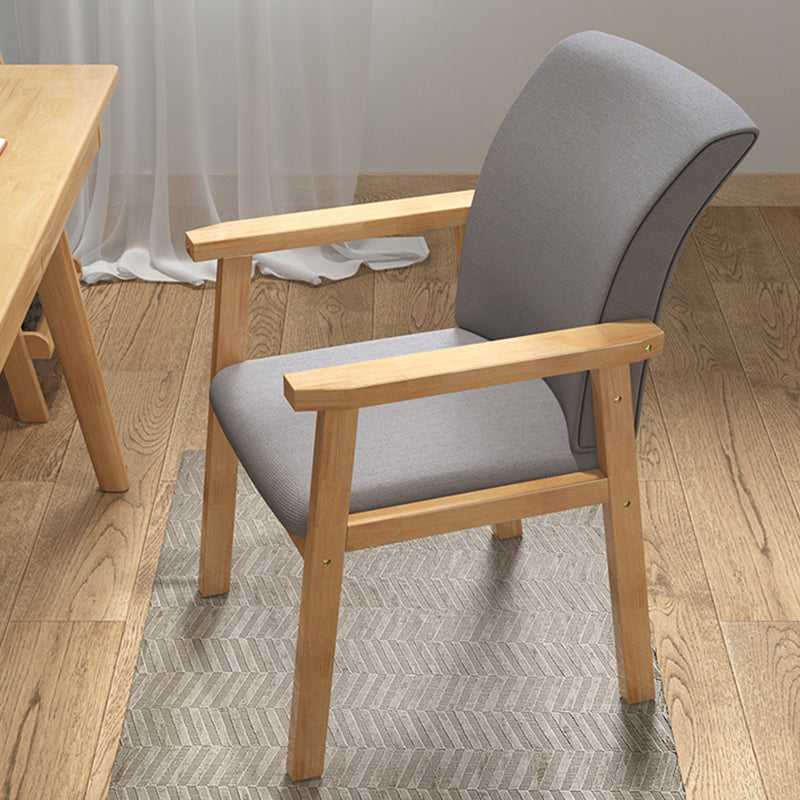 Chaise de salle à manger simple en bois rembourrée à dossier solide de fauteuil contemporain d'intérieur