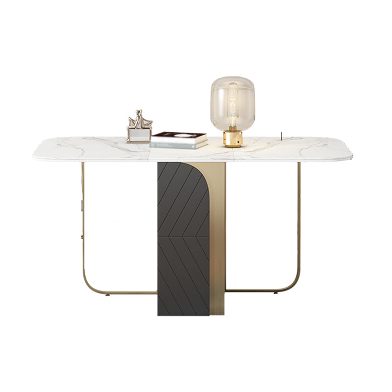 Mesa de comedor rectangular moderna de piedra sinterizada de cabello de 63 "con marco de oro