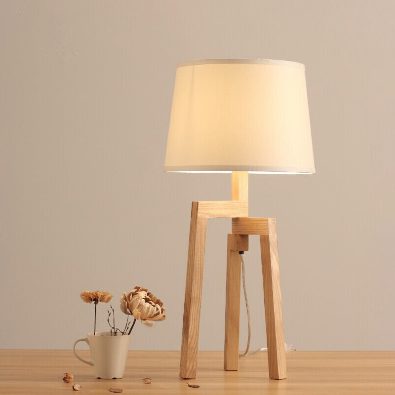 Lampada da comodino in legno con paralume a cono, moderna in tessuto, a 1 lampadina, per soggiorno