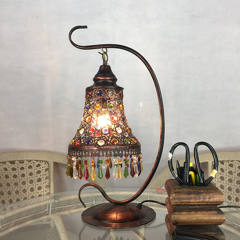 Lampada da comodino in metallo ruggine Illuminazione svasata Lampada da comodino Art Déco a 1 testa per soggiorno