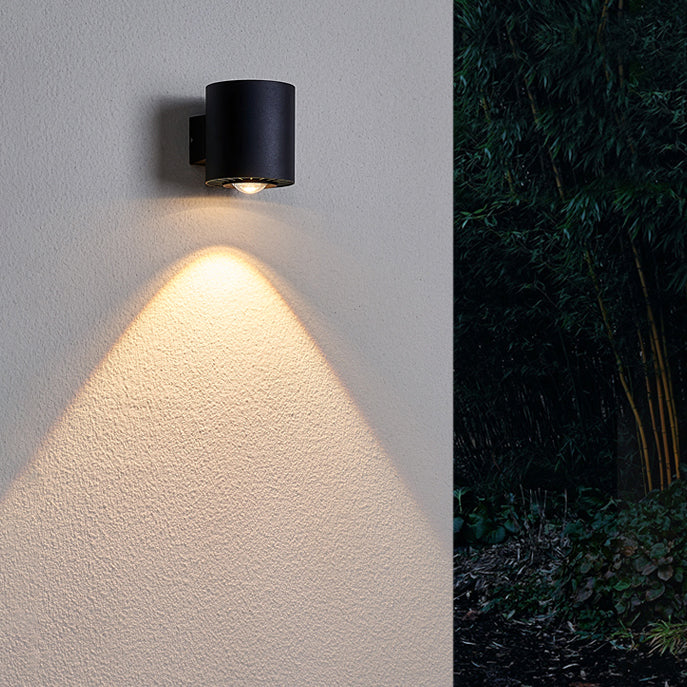 1-Licht-Zylinderwandleuchten zeitgenössischer Stil Metallwandmontage in Schwarz