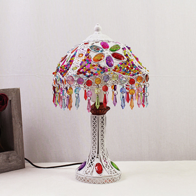 Bohemian mit einer Gekibeled -Tischbeleuchtung 1 Glühbirnen -Metall -Nachttisch Licht in Weiß/Rot/Gelb für Wohnzimmer