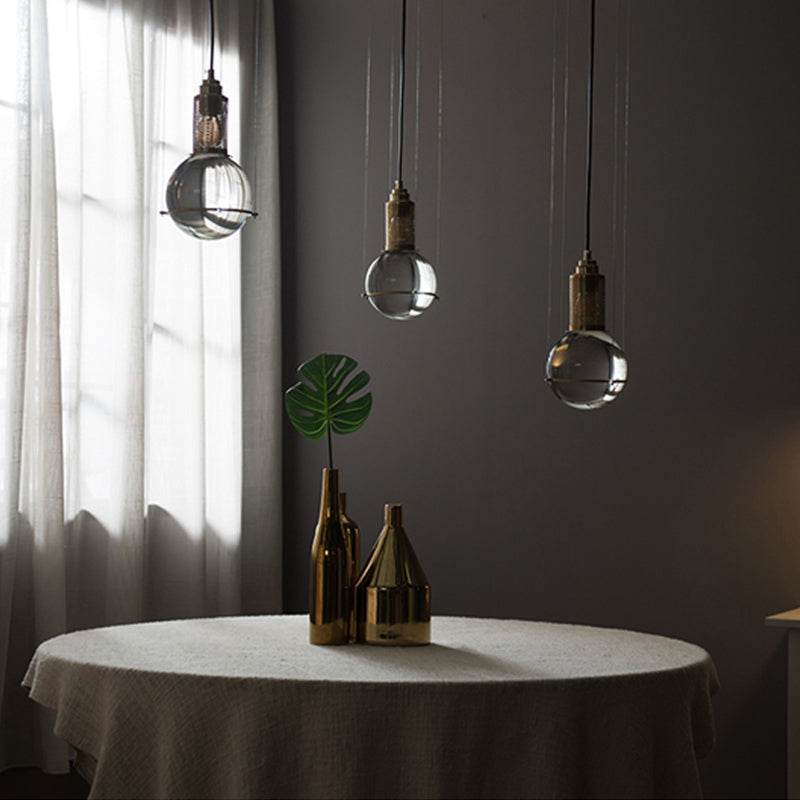 Moderne luxe enkele hanglamp licht elektroplate Iron Globe hangende lamp met kristalschaduw