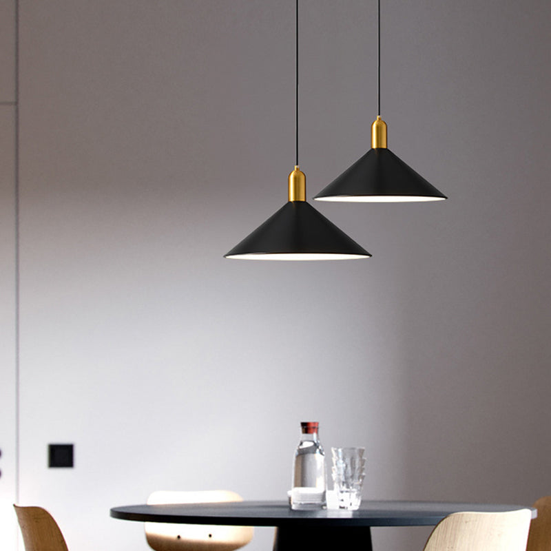 Elektroplate ijzerhanglamp in moderne creatieve stijl taps toelopend indoor hanglampje