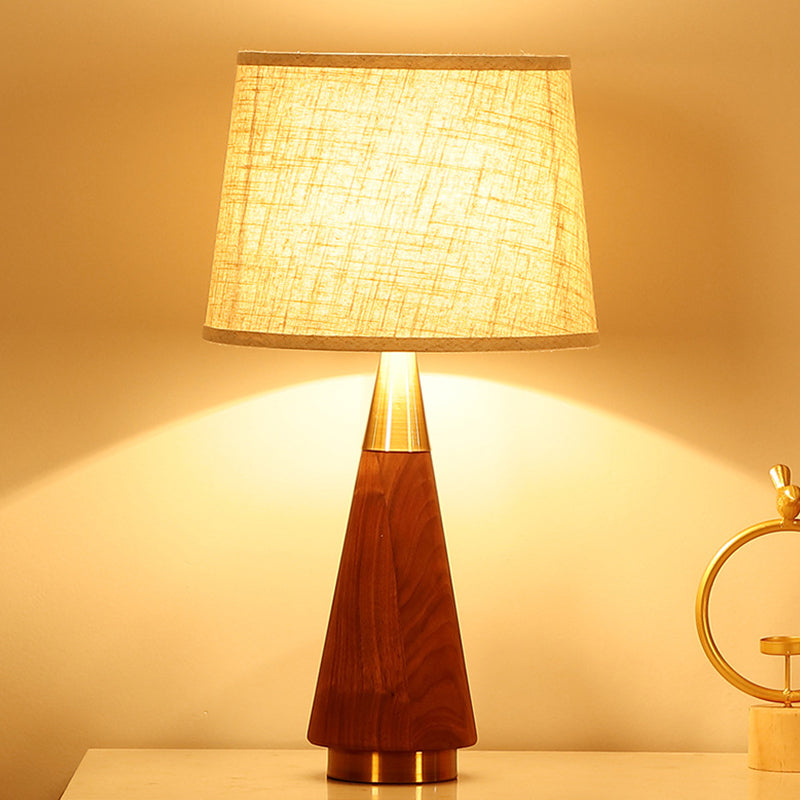 Bruine trapezoid taakverlichting modernisme 1 kopstoffen leeslampje met houten basis
