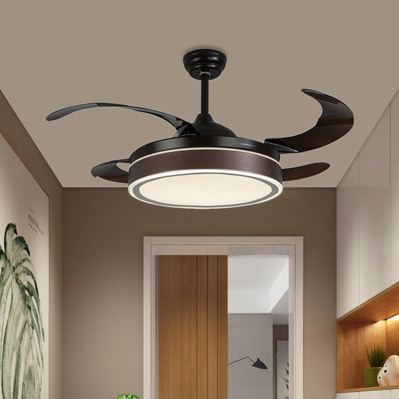 42 "W LED -ventilatorverlichting Eenvoudige cirkelvormige acryl semi -spoelbevestiging plafondlicht in koffie met 4 bruine messen, afgelegen/muurregeling/afstandsbediening en muurregeling