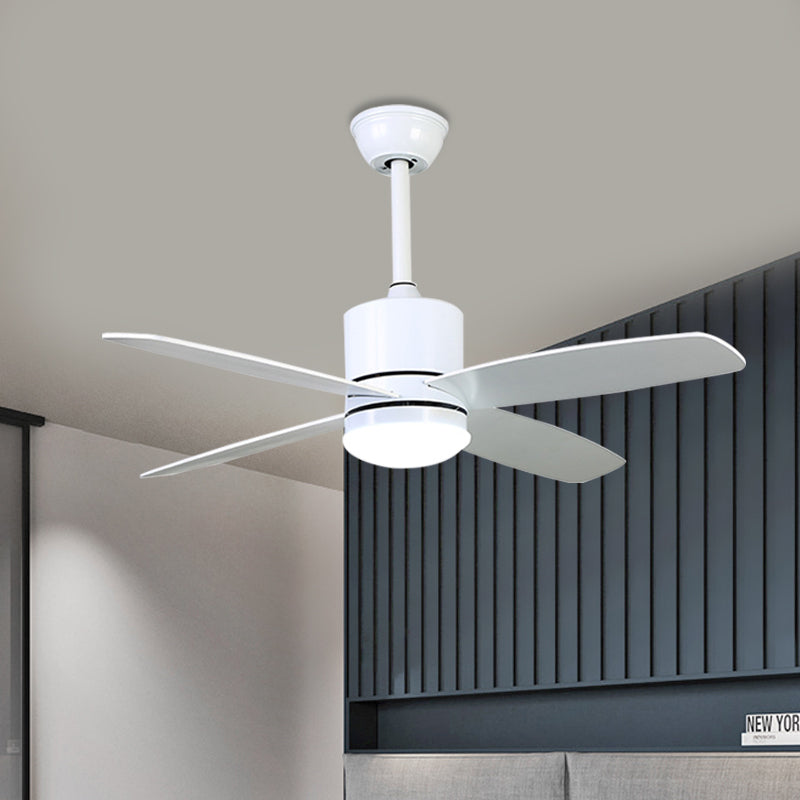 Circle Restaurant plafondventilator Licht Moderne metalen LED 42 "W White Semi Flush Mount Lighting met 4 messen