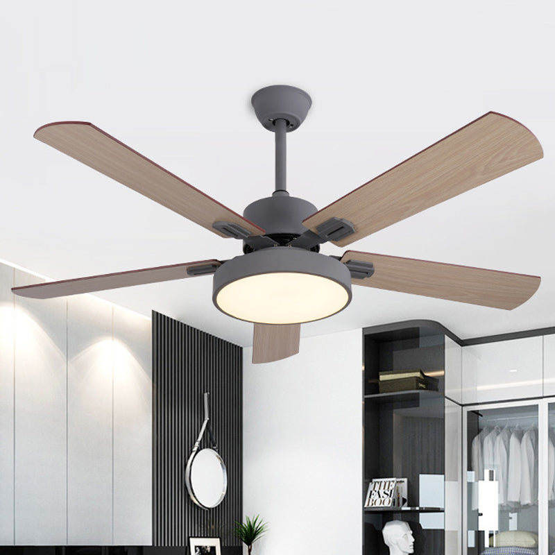 Kreis Schlafzimmer Deckenventilator Beleuchtung Modernismus Metall LED Grau/Weiß Semi Flush Mount Leuchte mit 5 Holzblättern, 52 "Breite