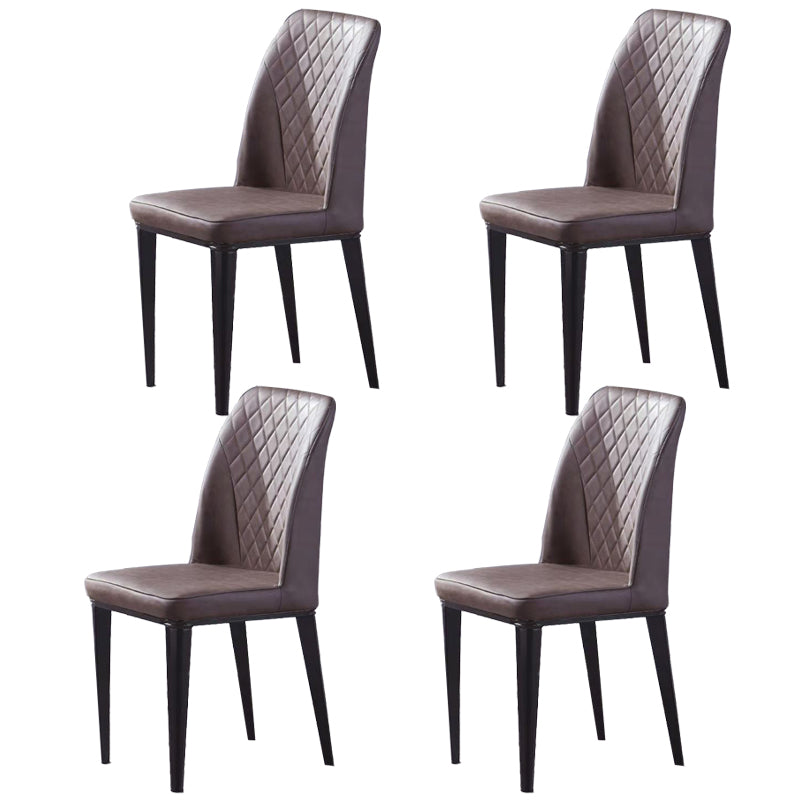 Silla lateral interior escandinava Silla de comedor con respaldo sólido tapizada de metal