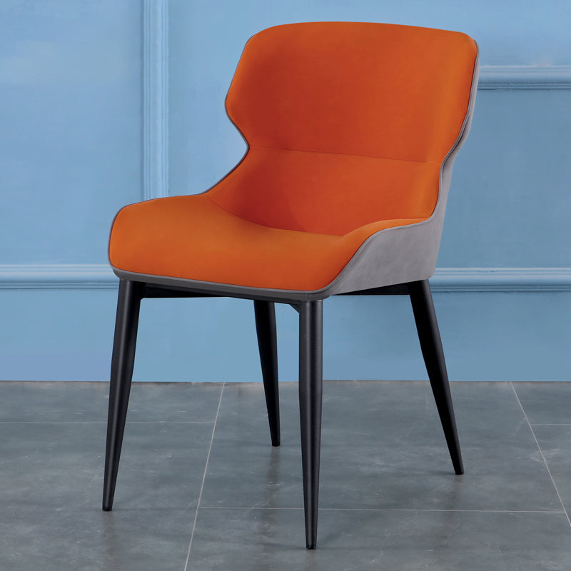 Silla tapizada con respaldo interior contemporáneo del comedor del metal del sillón