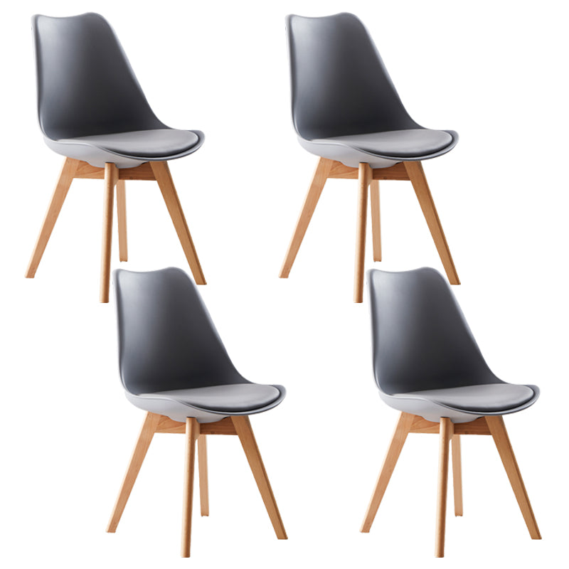 Chaise latéral intérieure scandinave solide chaise de salle à manger rembourrée avec des pattes en bois