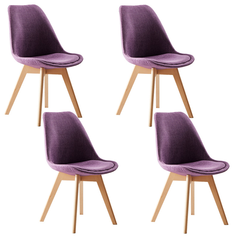 Chaise latéral intérieure scandinave solide chaise de salle à manger rembourrée avec des pattes en bois