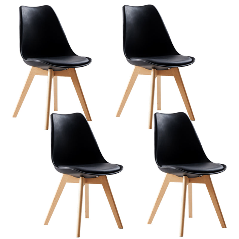 Chaise latéral intérieure scandinave solide chaise de salle à manger rembourrée avec des pattes en bois