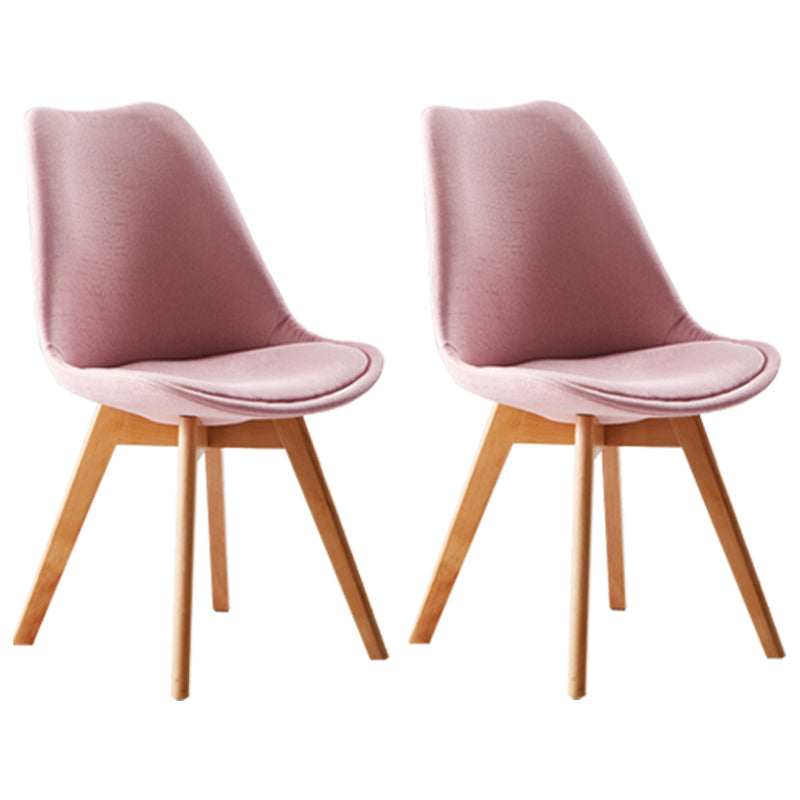 Chaise latéral intérieure scandinave solide chaise de salle à manger rembourrée avec des pattes en bois
