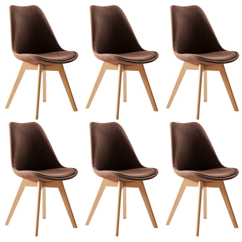 Chaise latéral intérieure scandinave solide chaise de salle à manger rembourrée avec des pattes en bois