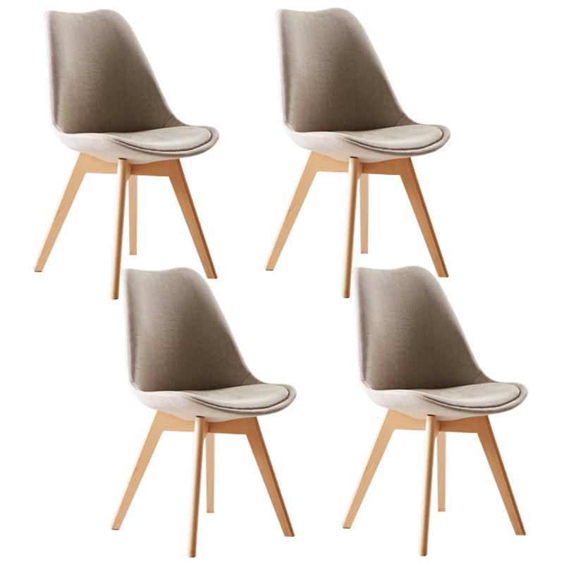 Chaise latéral intérieure scandinave solide chaise de salle à manger rembourrée avec des pattes en bois