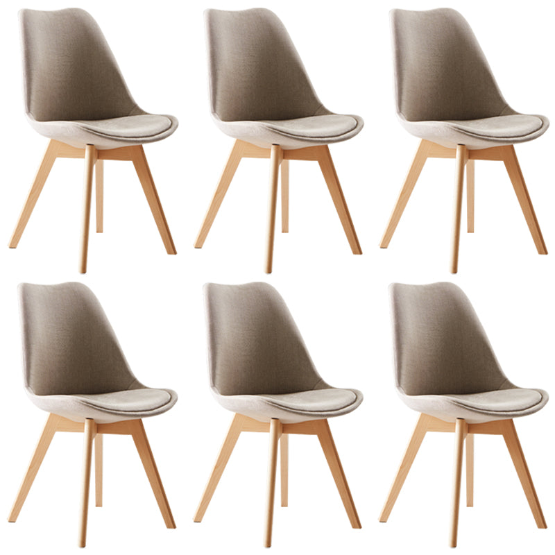 Chaise latéral intérieure scandinave solide chaise de salle à manger rembourrée avec des pattes en bois