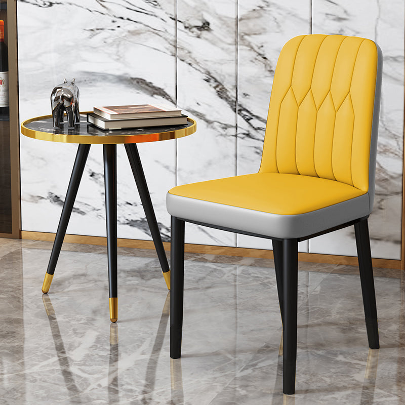 Chaise d'appoint d'intérieur scandinave, chaise de salle à manger rembourrée en métal avec dossier Parsons