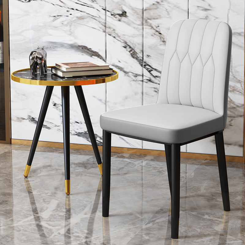 Chaise d'appoint d'intérieur scandinave, chaise de salle à manger rembourrée en métal avec dossier Parsons