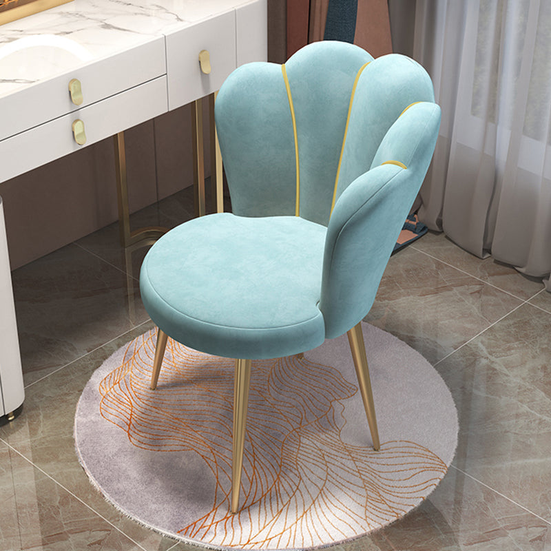 Chaise de salle à manger sans bras en velours de style scandinave, chaise de salle à manger simple à dossier solide