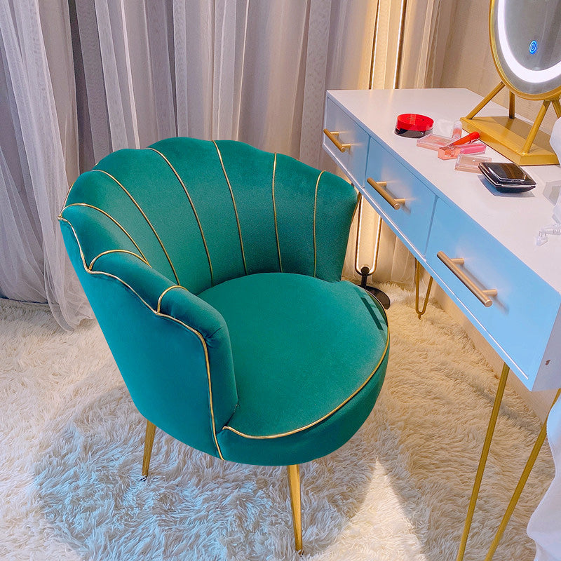 Chaise de salle à manger sans bras de style scandinave, chaise de salle à manger rembourrée simple