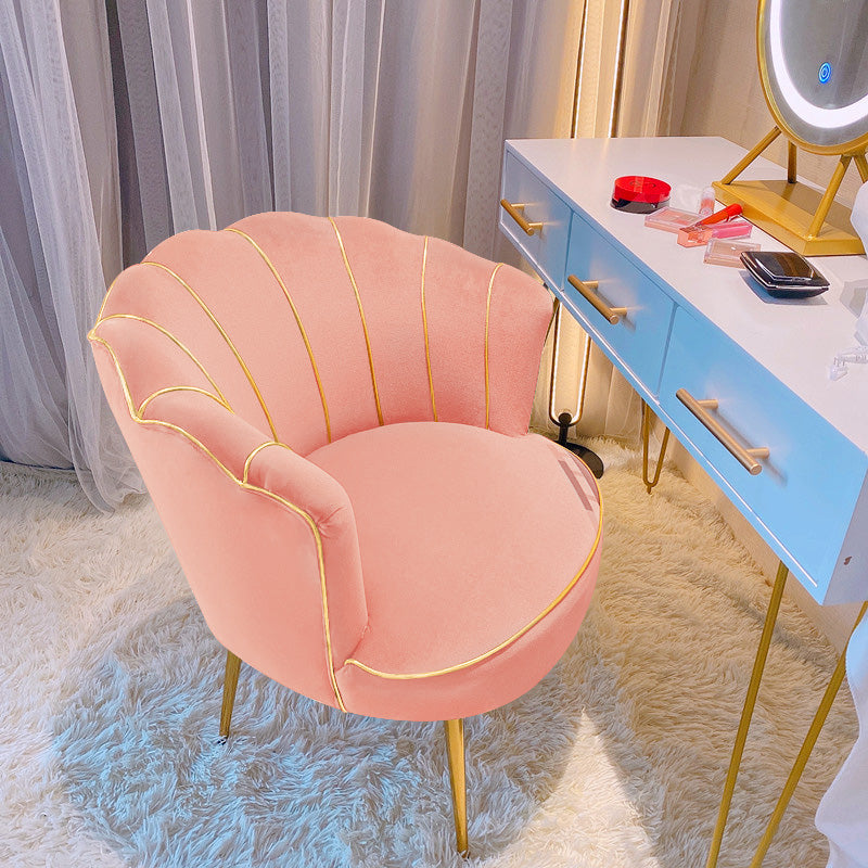 Chaise de salle à manger sans bras de style scandinave, chaise de salle à manger rembourrée simple