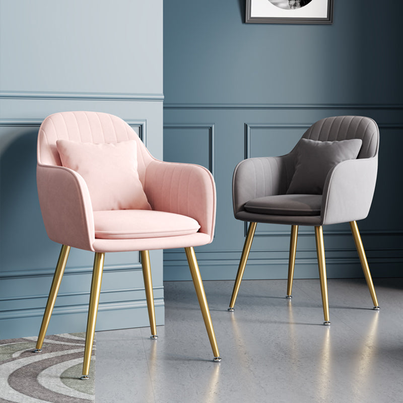 Sillón tapizado de terciopelo para comedor, sillón con respaldo sólido y patas de metal