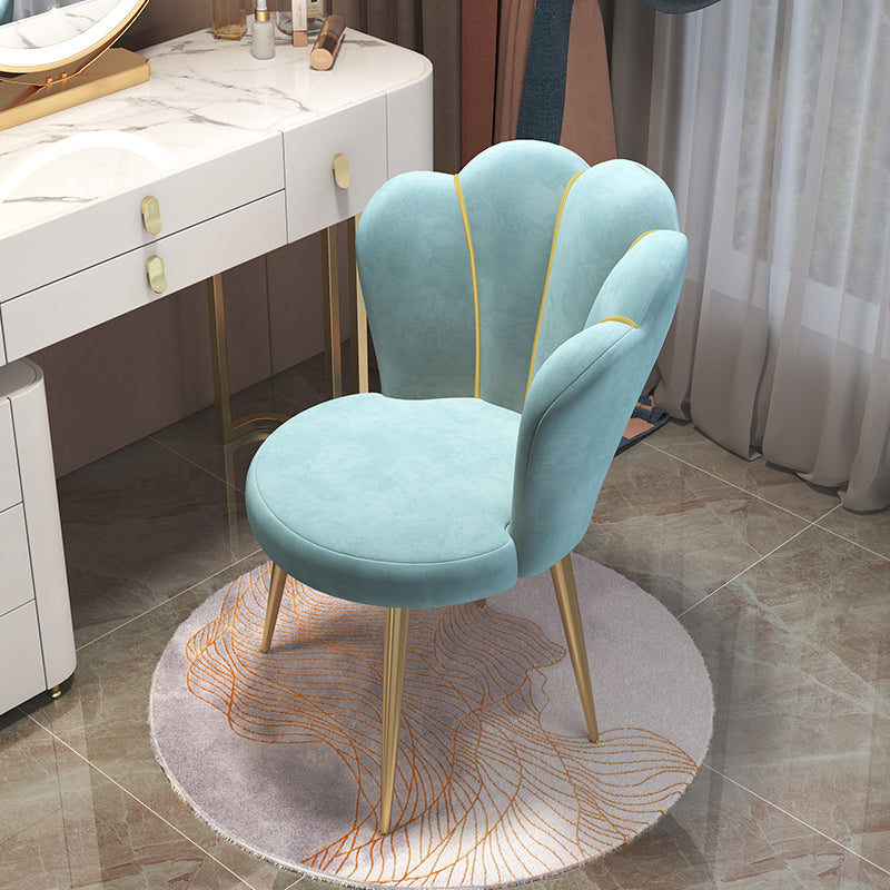 Chaise de salle à manger sans bras rembourrée de style Glam, chaise de salle à manger simple à dossier solide