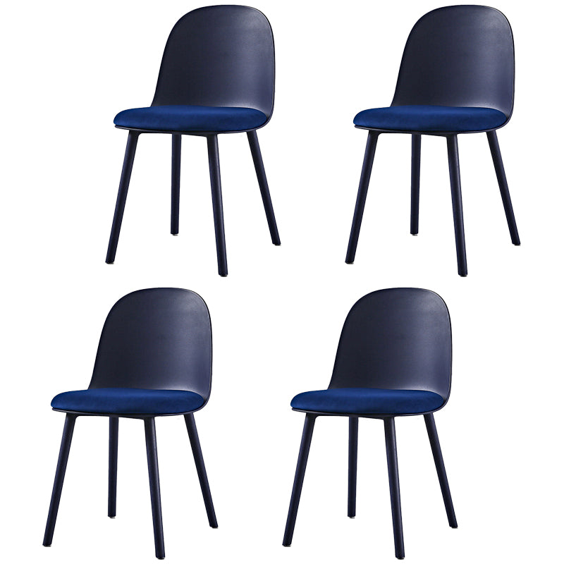 Chaise d'appoint de restaurant scandinave en plastique, finition mate, chaise de salle à manger Parsons (Ensemble de 4)