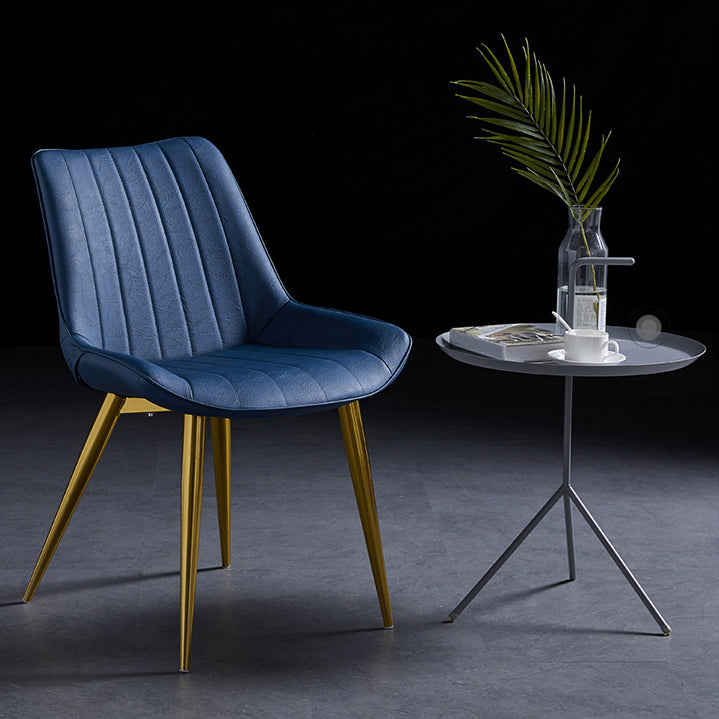 Silla lateral de cuero escandinavo para restaurante Silla de comedor Parsons con acabado mate