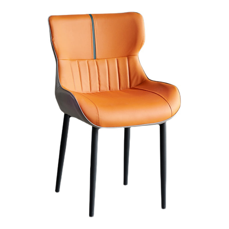 El cuero del estilo minimalista que cena el brazo preside la silla de Parsons del respaldo para el hogar
