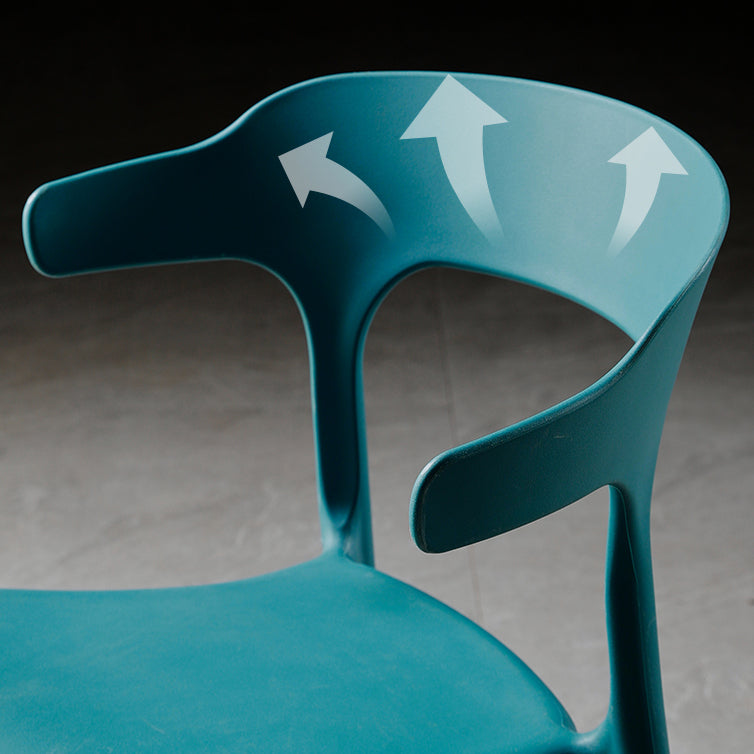 Chaises de salle à manger sans accoudoirs en plastique Chaises d'appoint empilables scandinaves (Ensemble de 4)