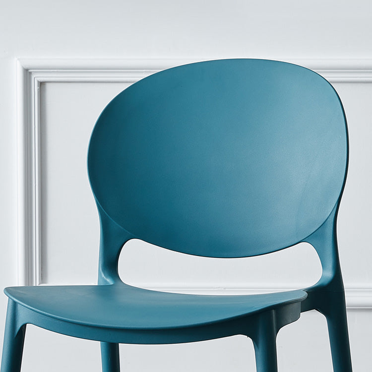Silla de comedor escandinava de plástico sin brazos, sillas auxiliares apilables (juego de 4)
