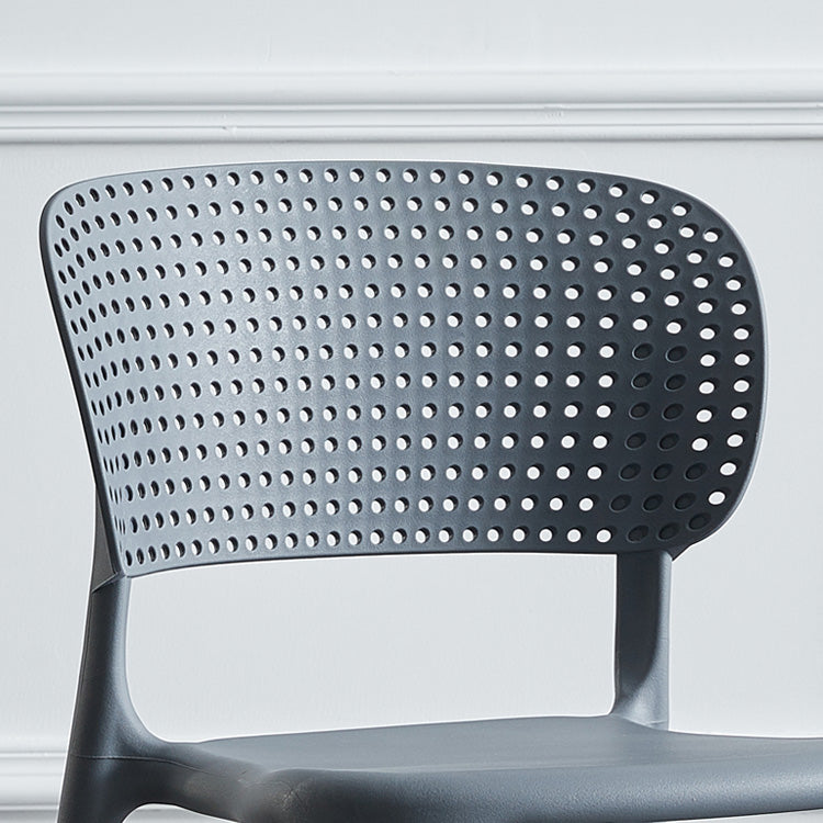 Chaises d'appoint de salle à manger empilables en plastique Chaises de salle à manger sans accoudoirs à dossier ouvert (Ensemble de 4)