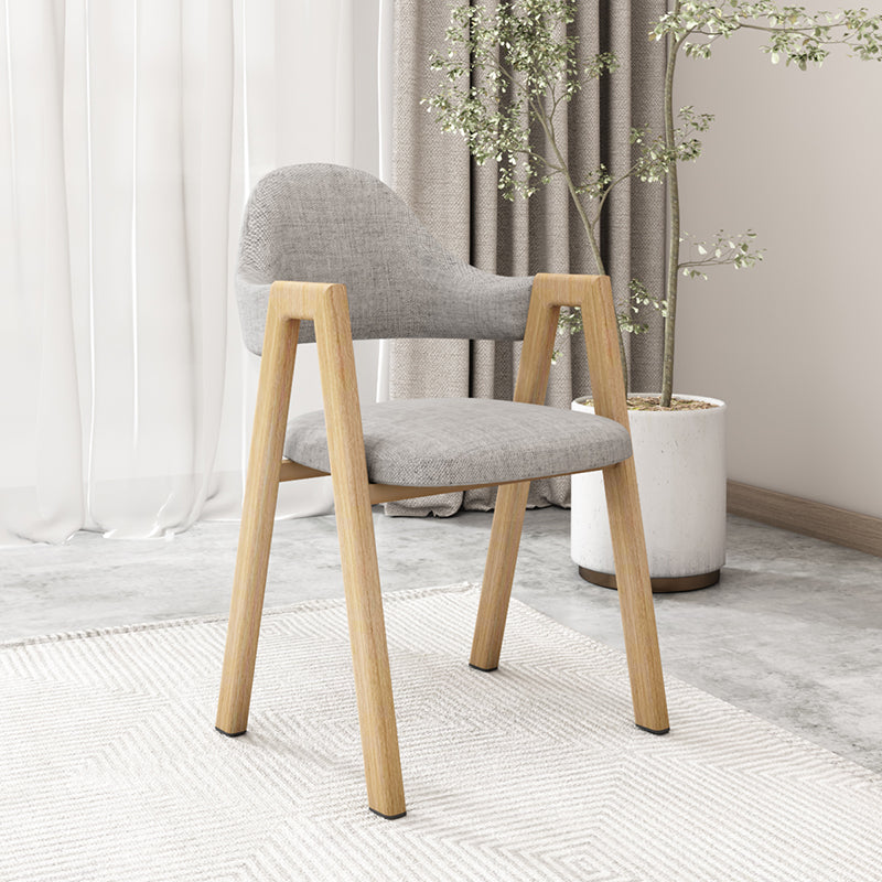 Chaise d'appoint contemporaine en métal, chaise simple à dossier ouvert et rembourrée pour la maison