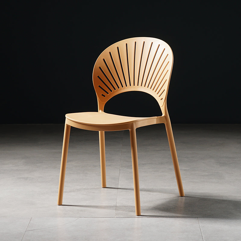 Chaises de salle à manger de style contemporain Chaises latérales sans bras en plastique pour la cuisine