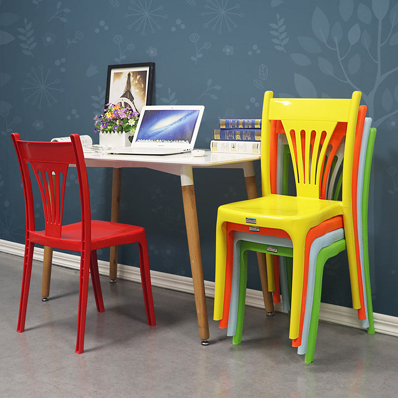 Chaise de salle à manger en plastique de style contemporain, sans accoudoirs, avec dossier à lattes, chaises empilables pour la maison