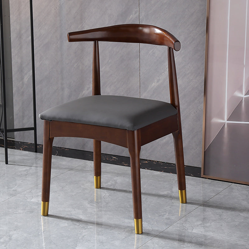 Silla lateral interior escandinava Silla de comedor tapizada con respaldo abierto de madera