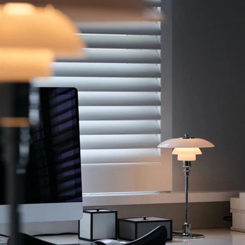 Lampada da tavolo a forma unica vetro contemporaneo 1 lampada da comodino leggero per camera da letto