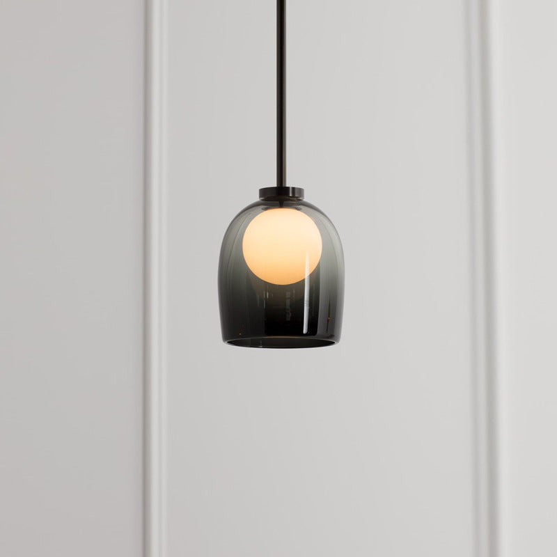 Glazen bel hanglamp in moderne beknopte stijl gelakte ijzeren hangende lamp voor slaapkamer