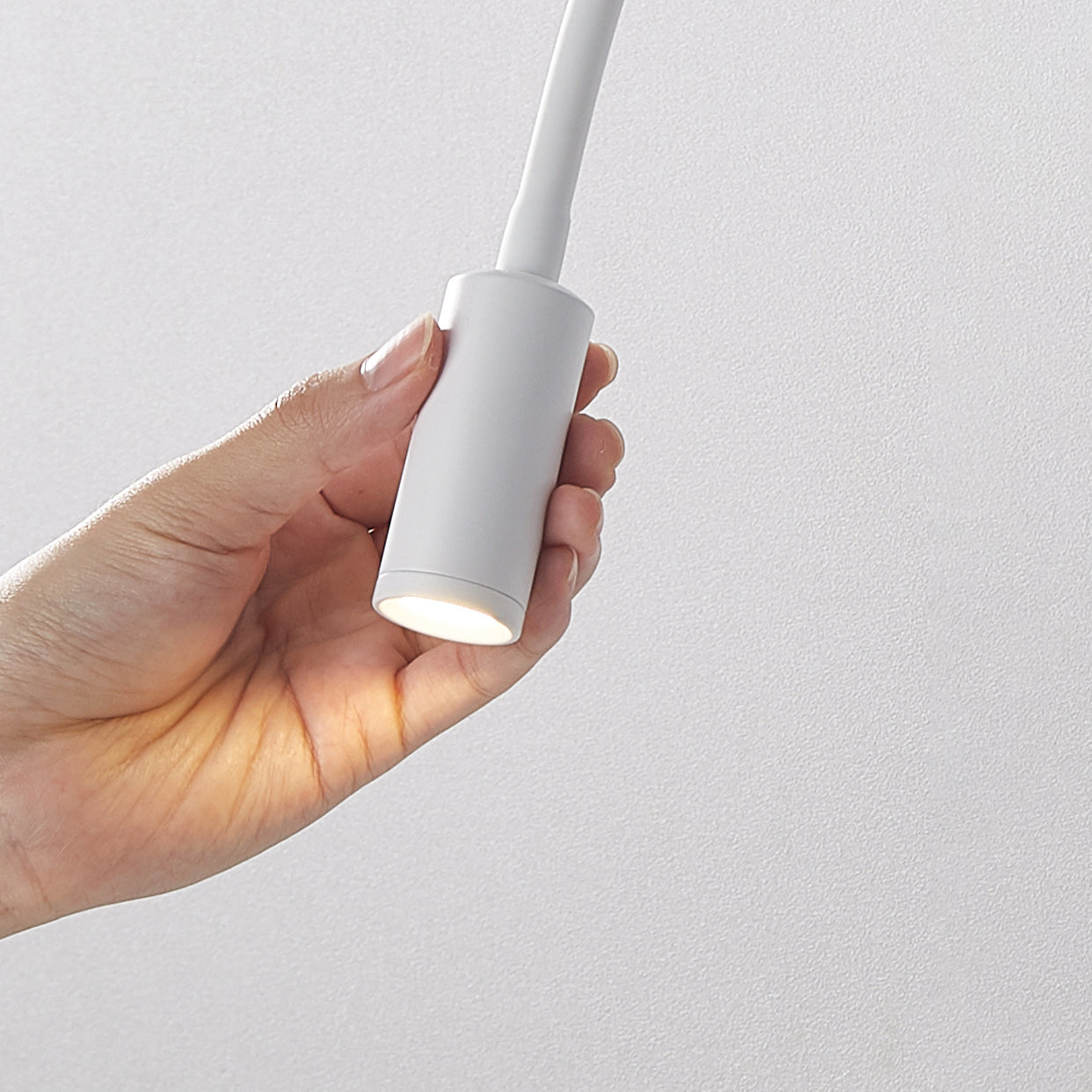 Lámpara de lectura metálica moderna Factura de la pared del hogar con brazo ajustable para el dormitorio