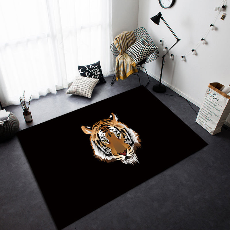 Black Modern Carpet Tiger Pattern Polyester Area Rug Stain Resistant Rug for Home Decor