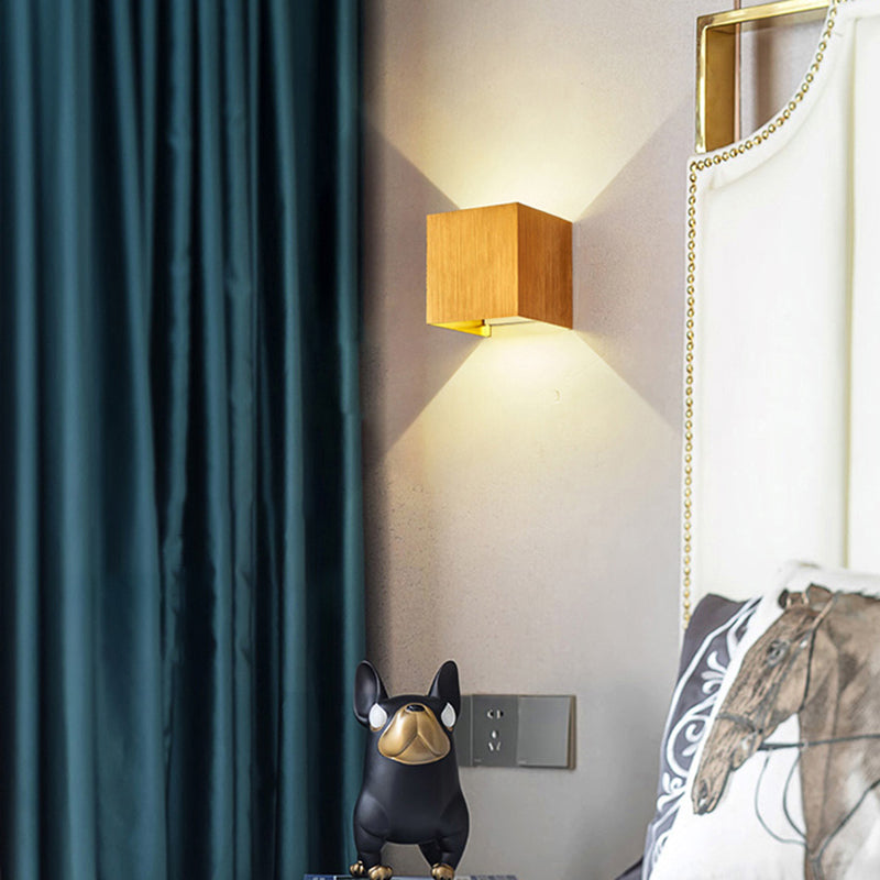 Contemporary Style Square Wall Mounted Light Metal 2 Lights Wall Washer Sconce