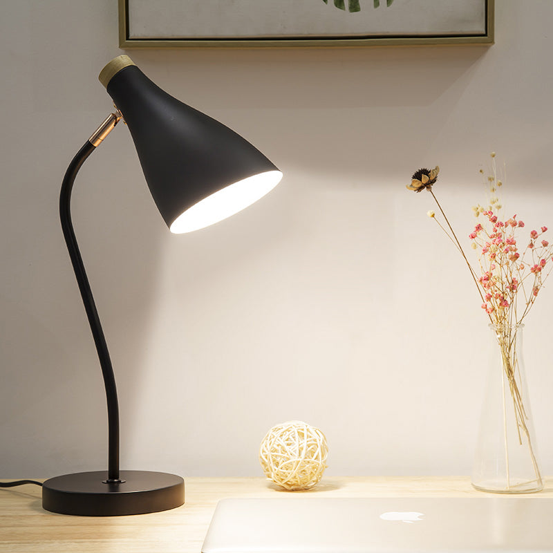 1 leggero modernismo lampada da tavolo in metallo lampade da tavolo notturno per sala da studio