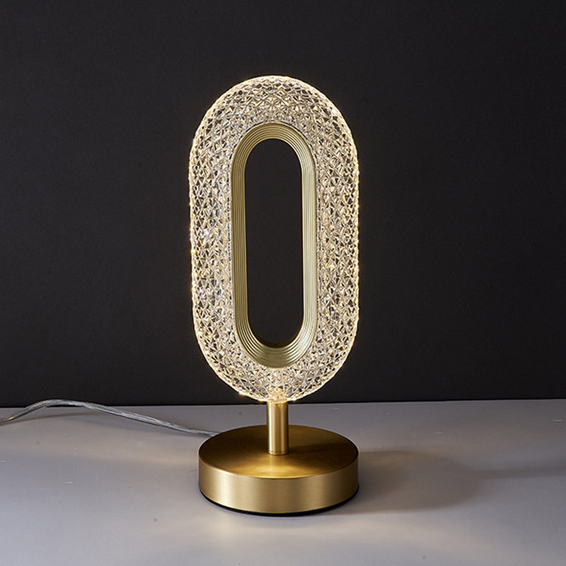 Lampada da tavolo ovale in cristallo postmoderno a 1 luce in rame per camera da letto