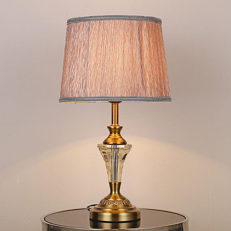 Lampada da comodino contemporanea a 1 lampadina Lampada da lettura a botte dorata con paralume in tessuto